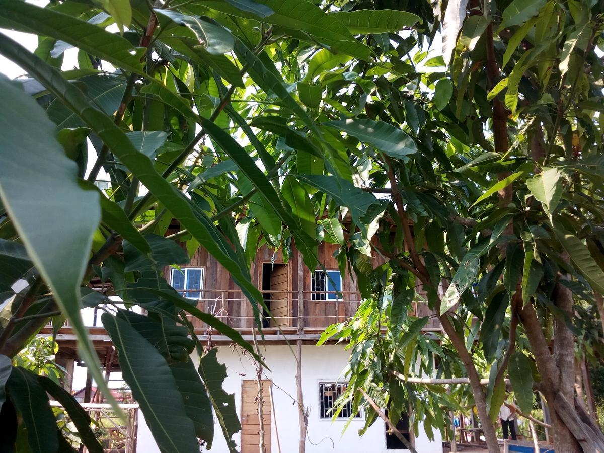 Bonsai 호텔 코롱 산로엠 외부 사진